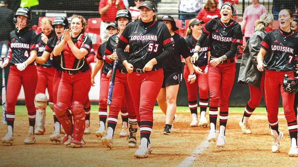 UL Softball Falls to ULM In Regular Season Finale