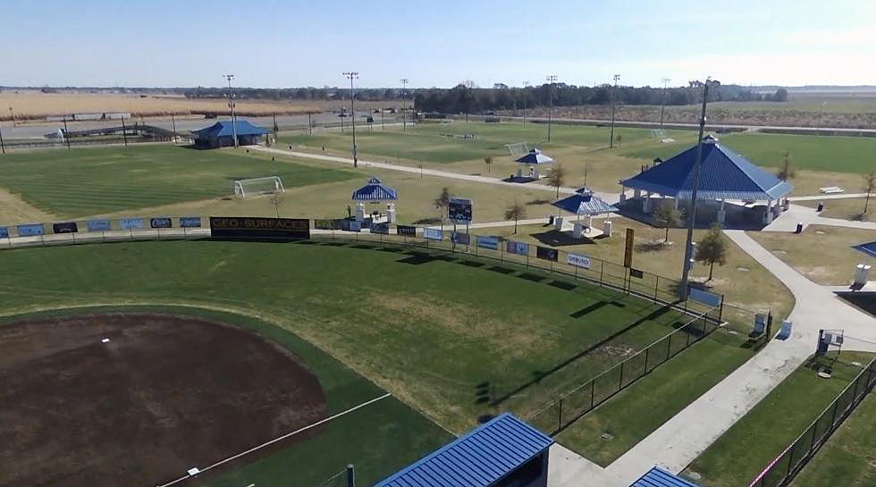 Youngsville Sports Complex Hosts 2025 Mardi Gras Mambo Collegiate Softball Tournament